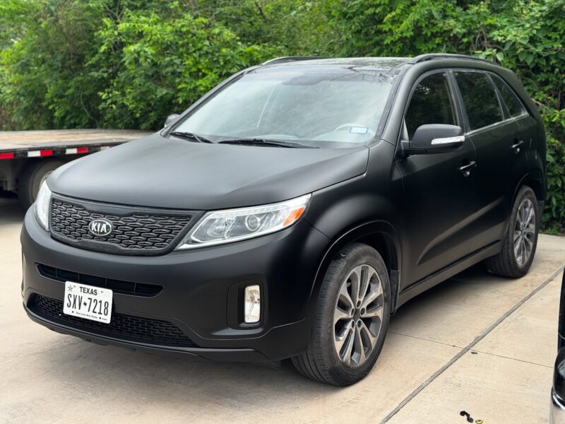 Black Kia — Paint Restoration