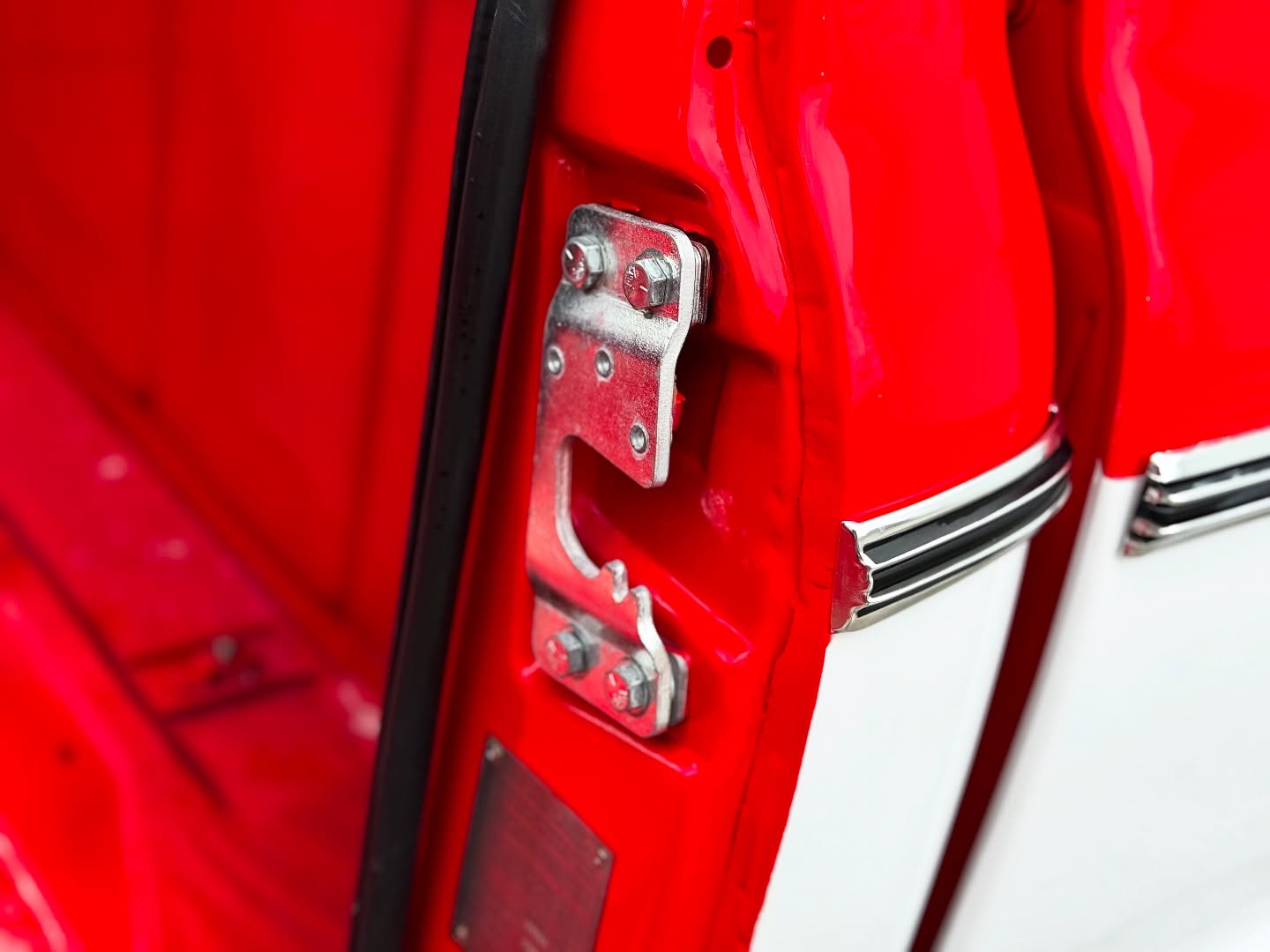 How Classic Car Paint Restoration Works: A Step-by-Step Guide
